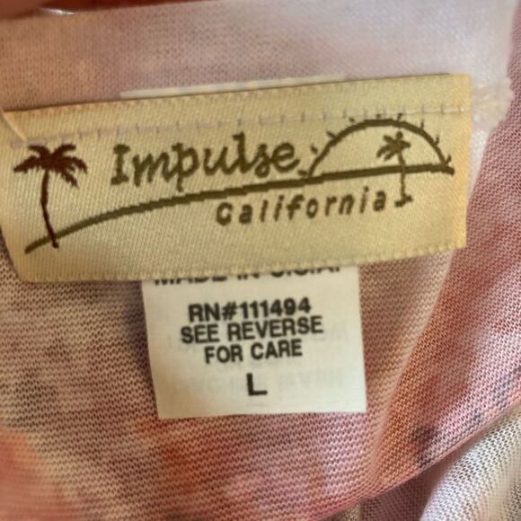 VTG Cat print watercolor Vneck top w/ delicate bling flutter sleeves 🐱 - Picture 13 of 15